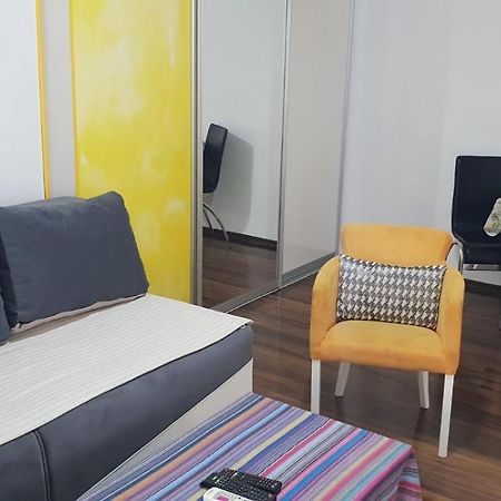 Yellow Apartment, Central Podgoriçe Dış mekan fotoğraf