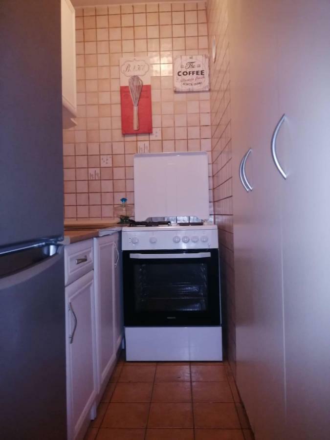 Yellow Apartment, Central Podgoriçe Dış mekan fotoğraf